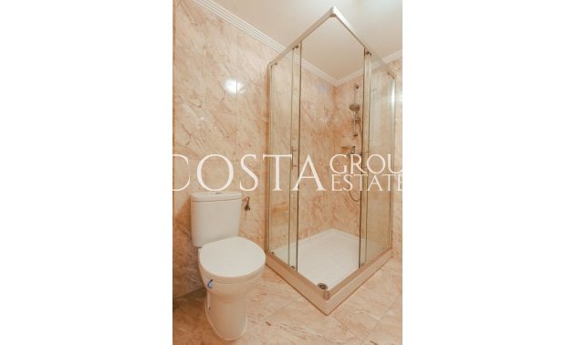 Revente - Villa -
Torrevieja - Los Balcones
