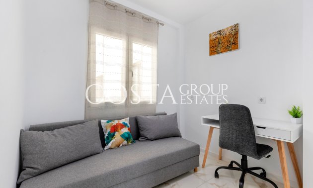 Revente - Appartement -
Torrevieja - La Mata