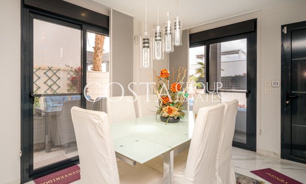 Resale - Villa -
Ciudad Quesada - Rojales