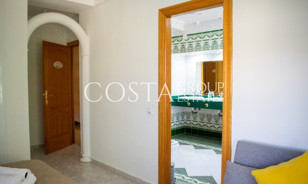 Revente - Villa -
Crevillente