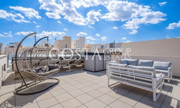 Resale - Villa -
Orihuela Costa - Villamartín