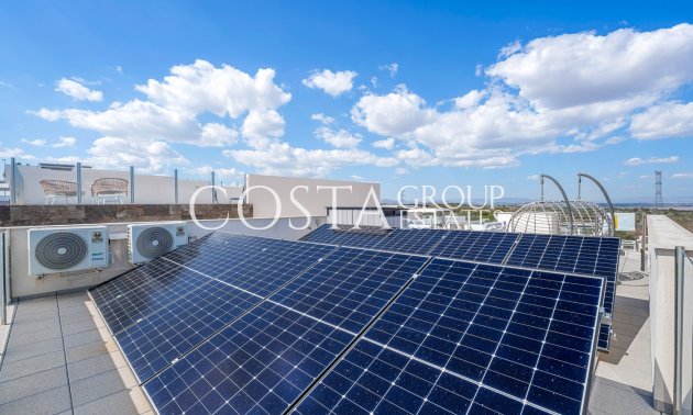 Resale - Villa -
Orihuela Costa - Villamartín