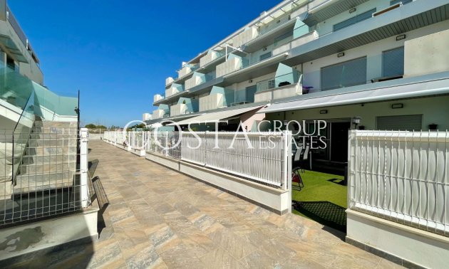 Odsprzedaż - Apartments -
Orihuela Costa - Villamartín