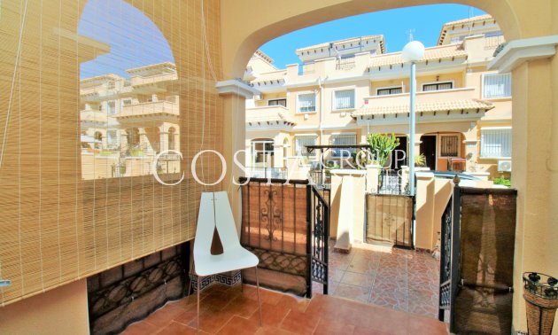 Odsprzedaż - Dom -
Villamartín