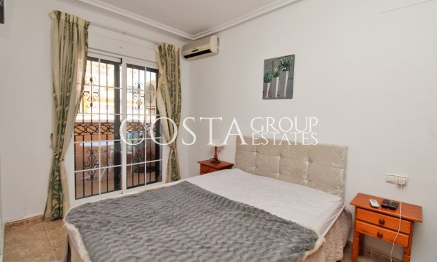 Odsprzedaż - Dom -
Villamartín