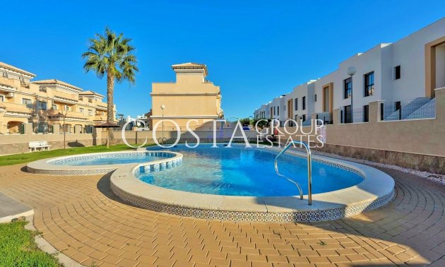 Odsprzedaż - Dom -
Villamartín