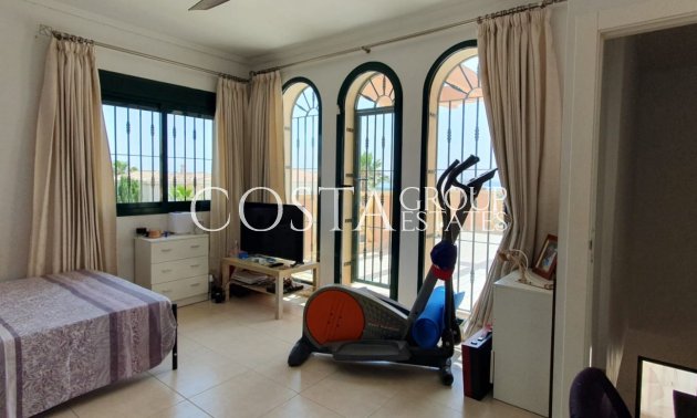 Resale - Villa -
Ciudad Quesada