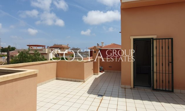 Resale - Villa -
Ciudad Quesada