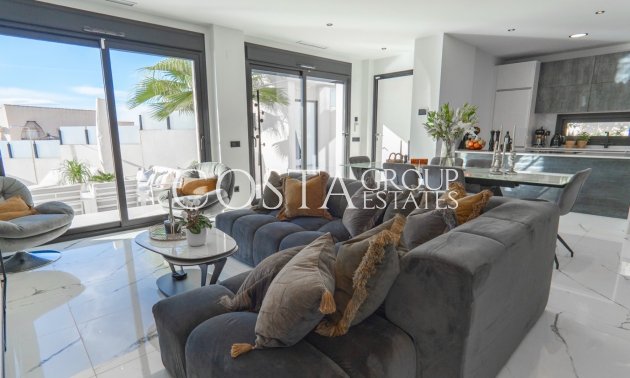 Resale - Villa -
Ciudad Quesada - La Marquesa Golf