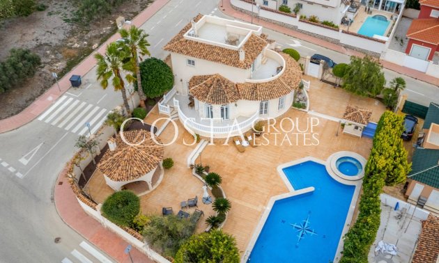 Herverkoop - Villa -
Ciudad Quesada - La Fiesta