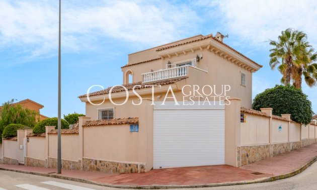 Herverkoop - Villa -
Ciudad Quesada - La Fiesta