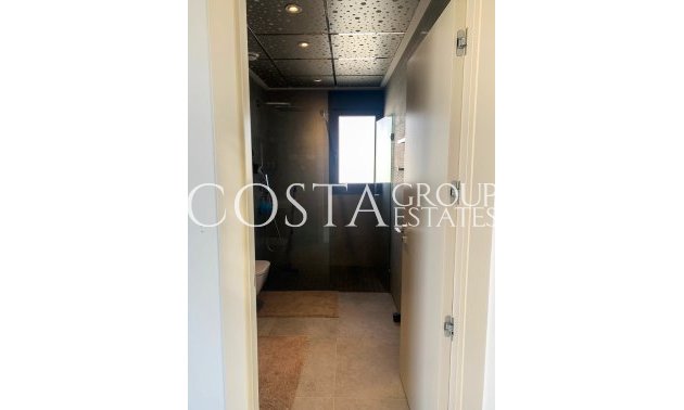 Resale - Villa -
Orihuela Costa - Campoamor