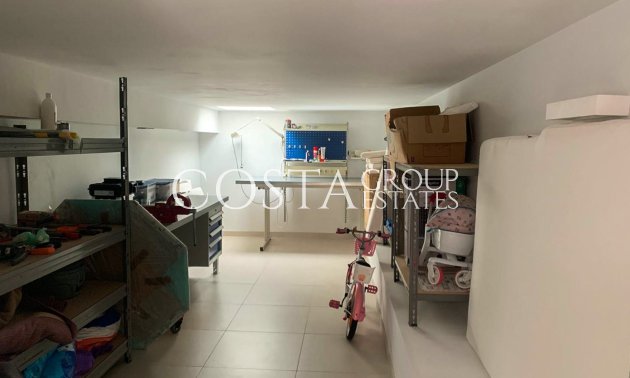 Resale - Villa -
Orihuela Costa - Campoamor