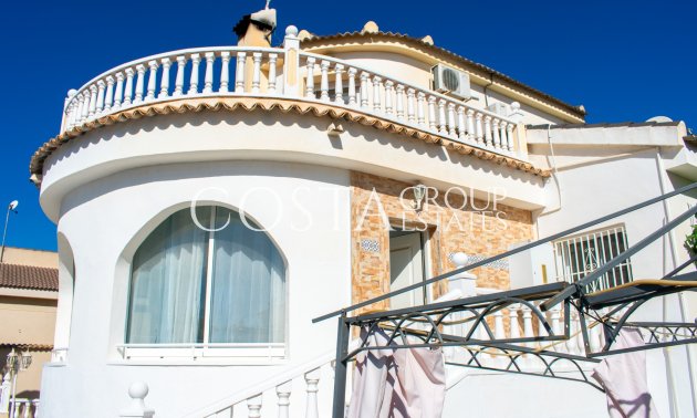 Resale - Villa -
Ciudad Quesada - Urbanizaciones