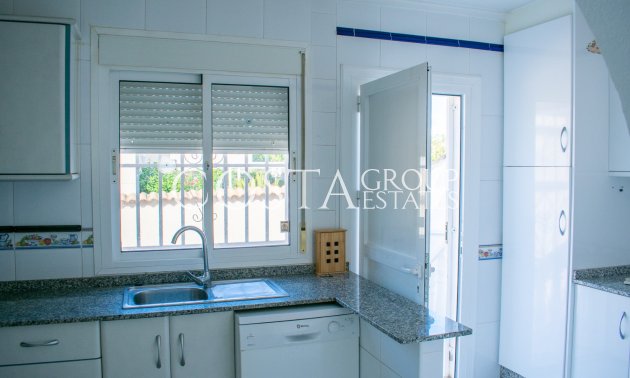 Resale - Villa -
Ciudad Quesada - Urbanizaciones