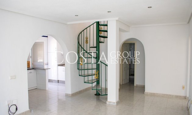 Resale - Villa -
Ciudad Quesada - Urbanizaciones