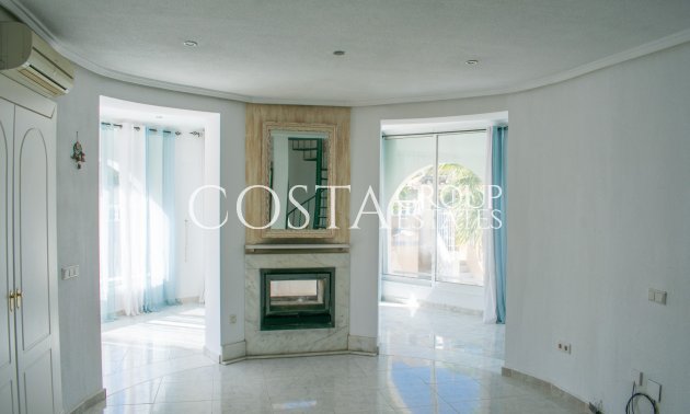 Resale - Villa -
Ciudad Quesada - Urbanizaciones