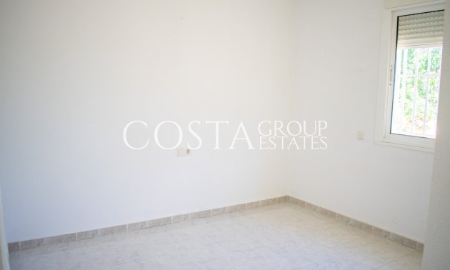 Resale - Villa -
Ciudad Quesada - Urbanizaciones