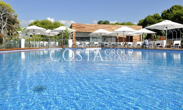 Wiederverkauf - Villa -
San Miguel de Salinas - Las Colinas golf