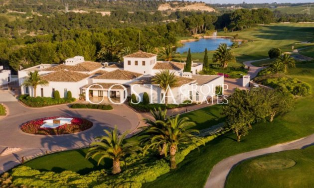 Wiederverkauf - Villa -
San Miguel de Salinas - Las Colinas golf