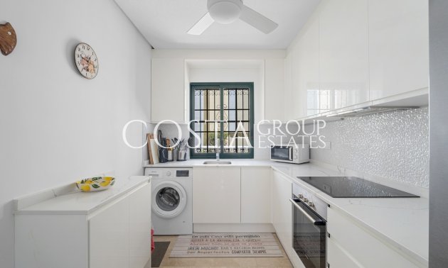 Resale - Villa -
Orihuela Costa - Los Dolses