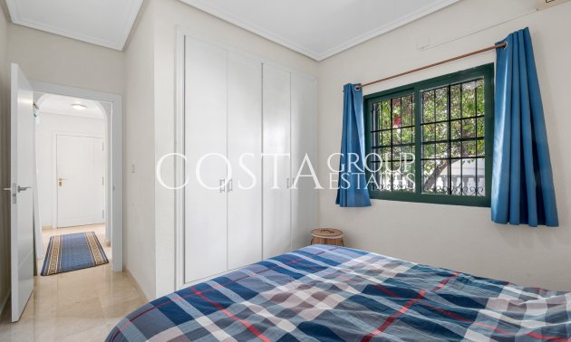 Resale - Villa -
Orihuela Costa - Los Dolses