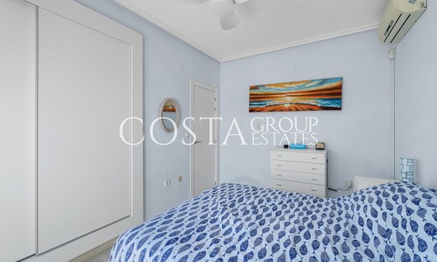 Resale - Villa -
Orihuela Costa - Los Dolses