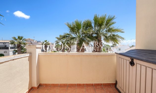 Resale - Villa -
Orihuela Costa - Los Dolses