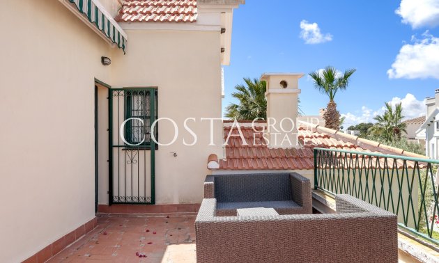 Resale - Villa -
Orihuela Costa - Los Dolses