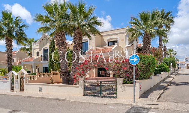 Resale - Villa -
Orihuela Costa - Los Dolses