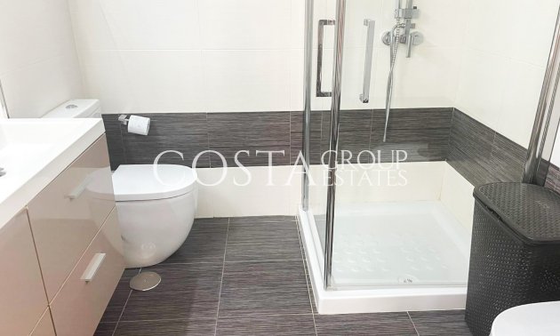 Resale - Villa -
Orihuela Costa - Mil Palmeras