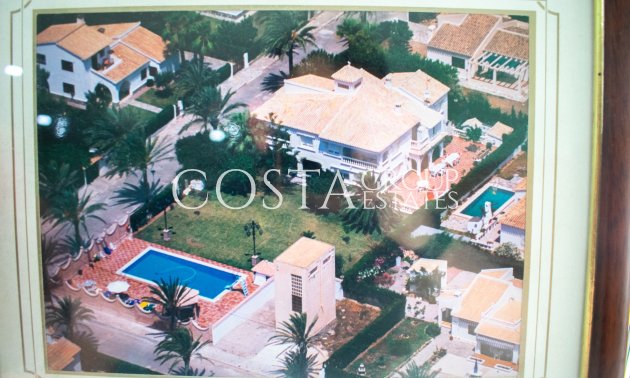 Revente - Villa -
Orihuela Costa - MUY CERCA DE LA PLAYA