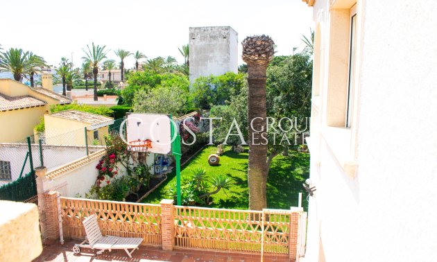 Revente - Villa -
Orihuela Costa - MUY CERCA DE LA PLAYA