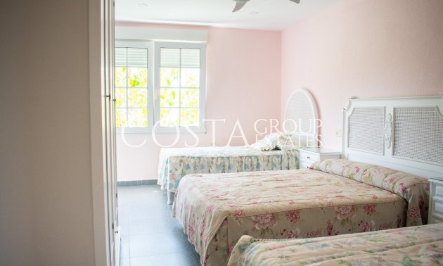 Revente - Villa -
Orihuela Costa - MUY CERCA DE LA PLAYA