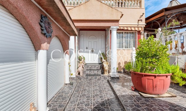 Resale - Villa -
Ciudad Quesada