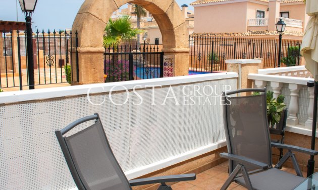 Wiederverkauf - House -
Orihuela Costa - Los Dolses