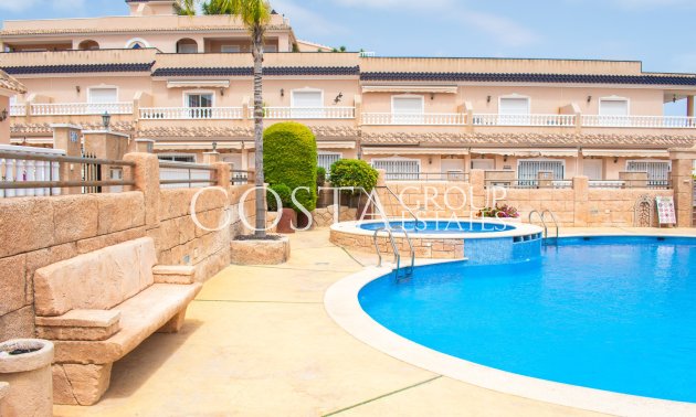 Wiederverkauf - House -
Orihuela Costa - Los Dolses