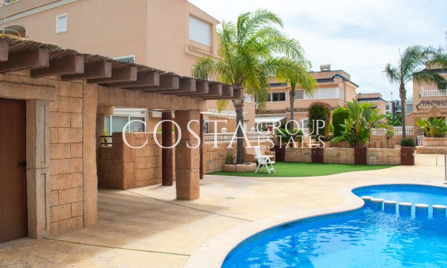 Wiederverkauf - House -
Orihuela Costa - Los Dolses