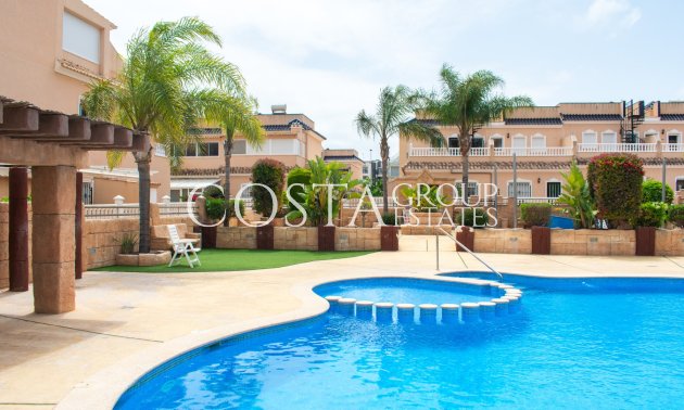 Wiederverkauf - House -
Orihuela Costa - Los Dolses