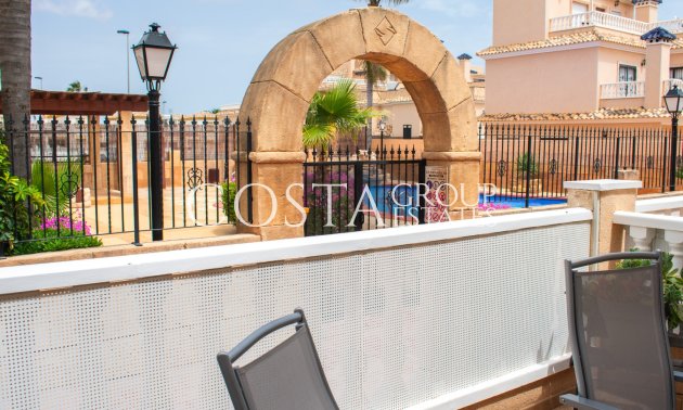 Wiederverkauf - House -
Orihuela Costa - Los Dolses