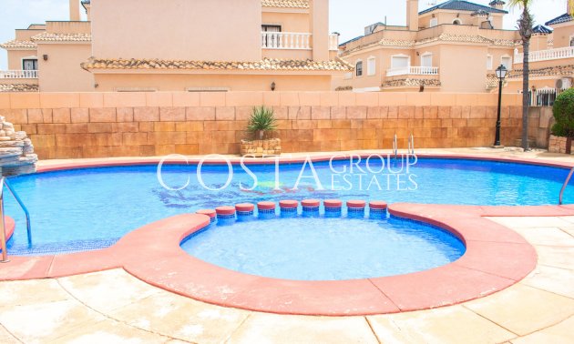 Wiederverkauf - House -
Orihuela Costa - Los Dolses