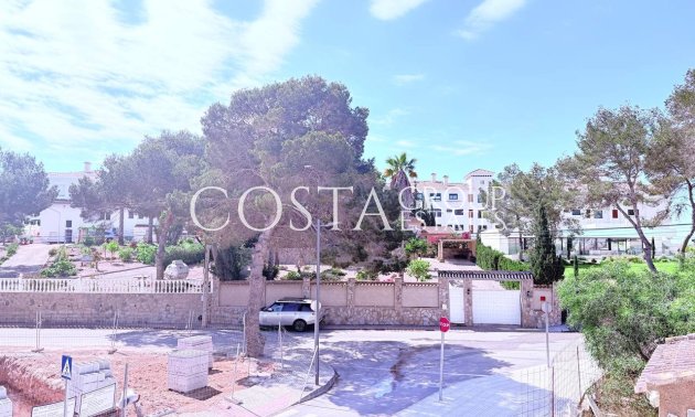 Wiederverkauf - House -
Orihuela Costa - Las Filipinas