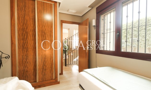 Herverkoop - Villa -
Torrevieja - Los Balcones
