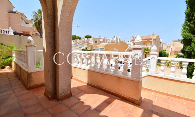 Wiederverkauf - Villa -
San Miguel de Salinas - Blue Lagoon