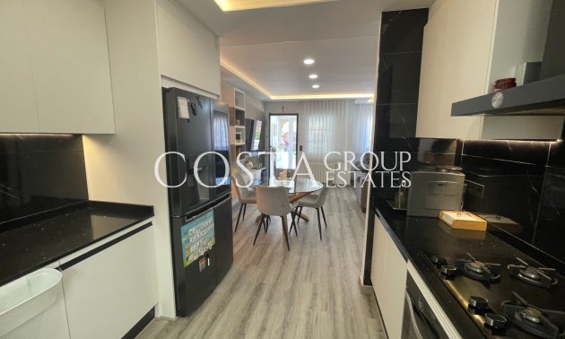 Odsprzedaż - Willa -
Orihuela Costa - Villamartín