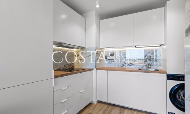 Odsprzedaż - Apartament -
Torrevieja - Punta Prima
