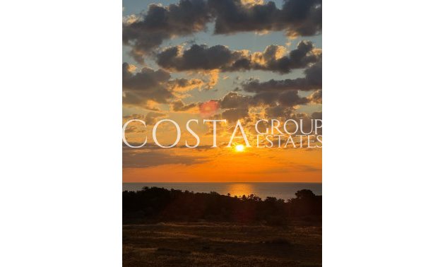 Odsprzedaż - Apartament -
Torrevieja - Punta Prima
