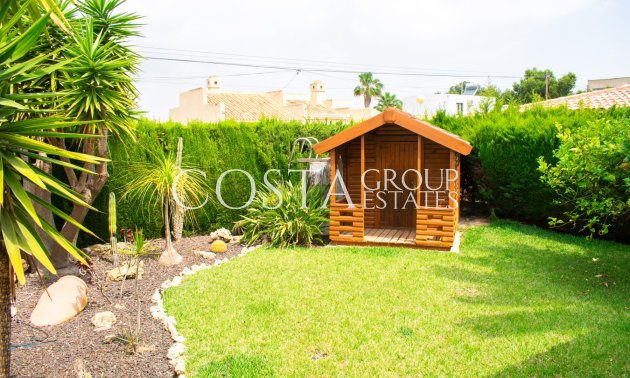 Resale - Villa -
Orihuela Costa - MUY CERCA DE LA PLAYA