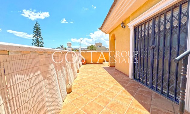Resale - Villa -
Torrevieja - Los Balcones - Los Altos del Edén