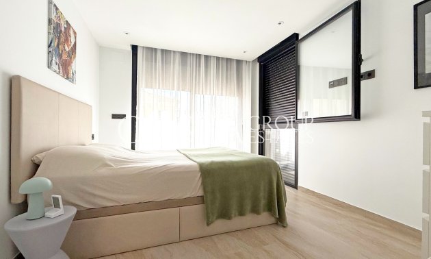 Resale - Villa -
Orihuela Costa - Villamartín